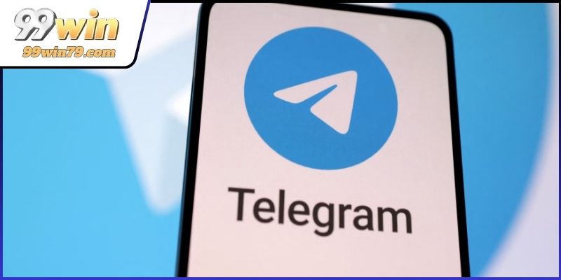 Người chơi có thể gửi tin nhắn trực tiếp cho đội ngũ hỗ trợ qua Telegram